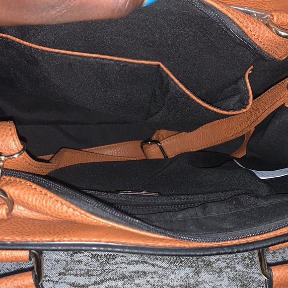 Call it spring tote bag in excellent condition never been used - Picture 3 of 3